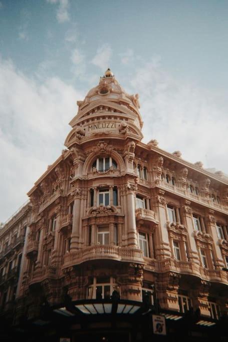 Caesar Apartment Бари Экстерьер фото