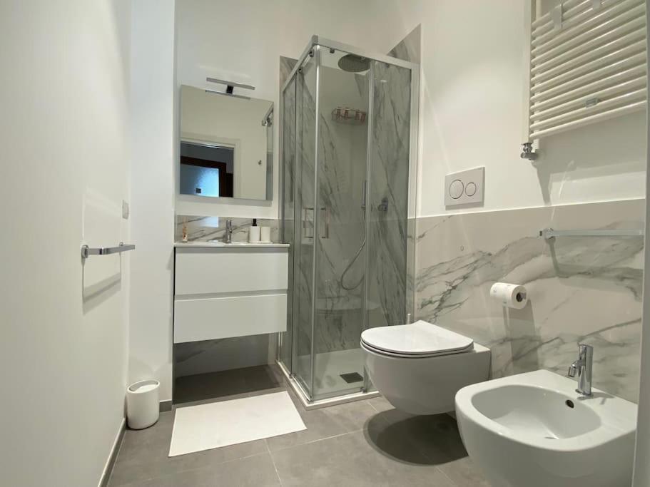 Caesar Apartment Бари Экстерьер фото